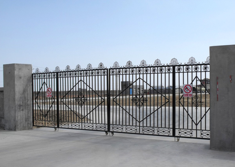 歐坤鐵藝大門M01909